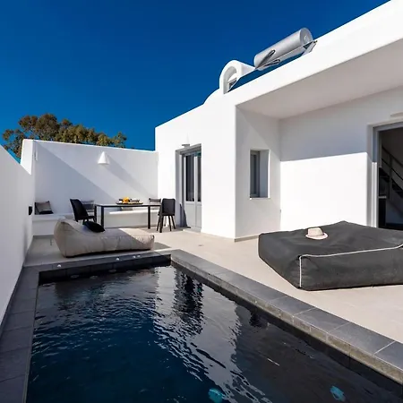 Villa Filoxenia Luxury Perissa (Santorini)