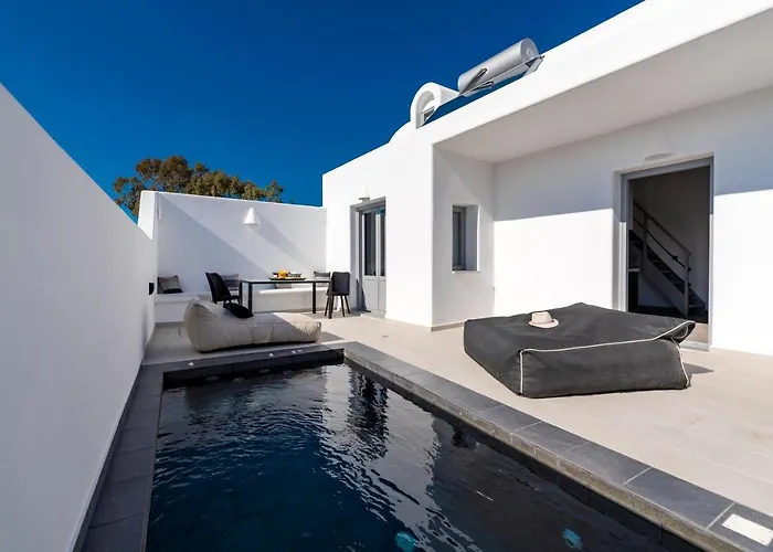 Villa Filoxenia Luxury Perissa (Santorini)