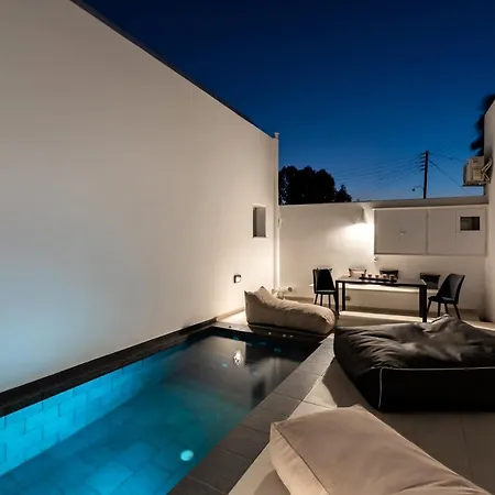 וילה Filoxenia Luxury