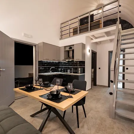 וילה Filoxenia Luxury פריסה
