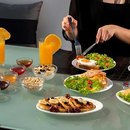 Filoxenia Luxury Perissa (Santorini)