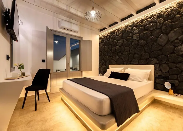 Filoxenia Luxury Willa Perissa (Santorini)