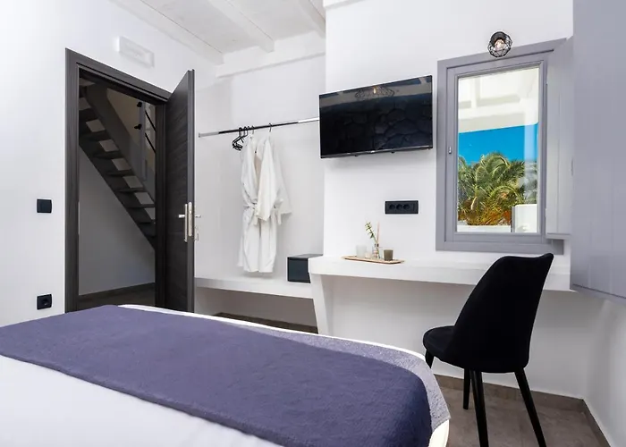 Willa Filoxenia Luxury Perissa (Santorini)