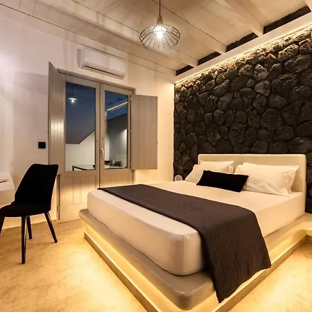 Filoxenia Luxury Vila Perissa (Santorini)