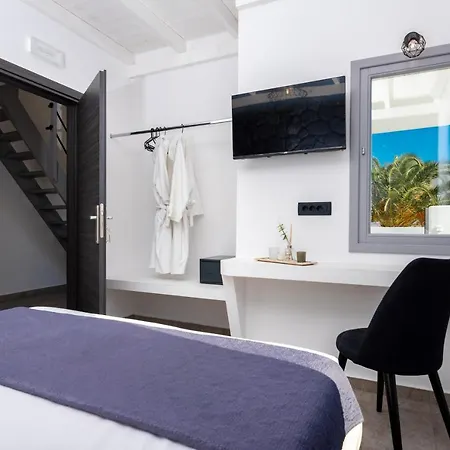 Vila Filoxenia Luxury Perissa (Santorini)